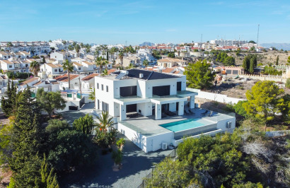 Reventa - Villa independiente - Ciudad Quesada