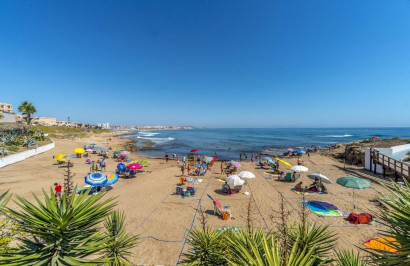 Resale - Apartment / Flat - Torrevieja - Cabo Cervera