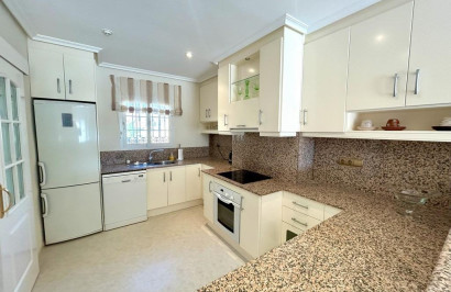 Resale - Apartment / Flat - Dehesa de Campoamor - Campoamor