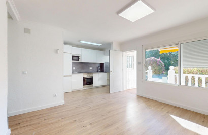 Resale - Apartment / Flat - Orihuela Costa - Villamartín-Las Filipinas