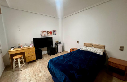 Resale - Apartment / Flat - Rojales