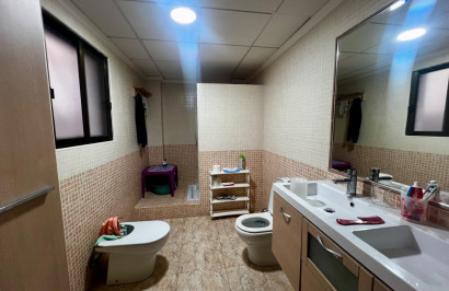 Resale - Apartment / Flat - Rojales