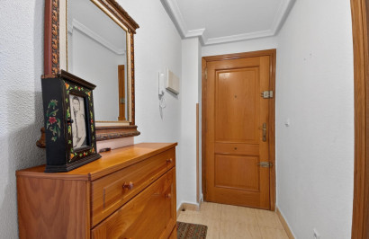 Resale - Apartment / Flat - Torrevieja - Parque de las Naciones