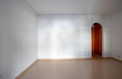 Resale - Apartment / Flat - Torrevieja - El chaparral