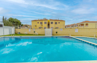 Resale - Apartment / Flat - Torrevieja - El chaparral