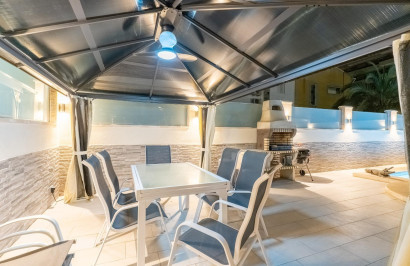 Resale - Town House - Torrevieja - Punta prima