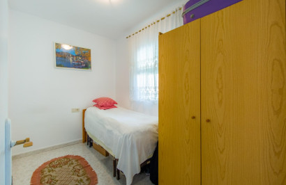Resale - Apartment / Flat - Torrevieja - Estacion de autobuses