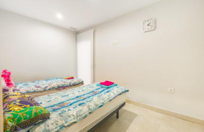 Resale - Apartment / Flat - Torrevieja - Estacion de autobuses