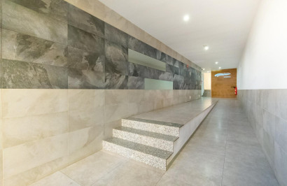 Resale - Apartment / Flat - Torrevieja - Estacion de autobuses