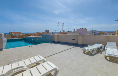 Resale - Apartment / Flat - Torrevieja - Estacion de autobuses