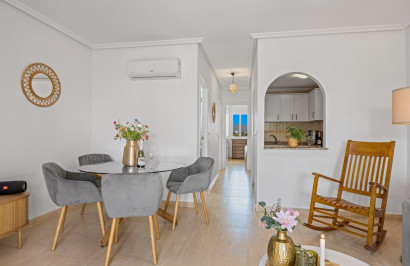 Resale - Apartment / Flat - Daya Nueva - Costa Blanca South