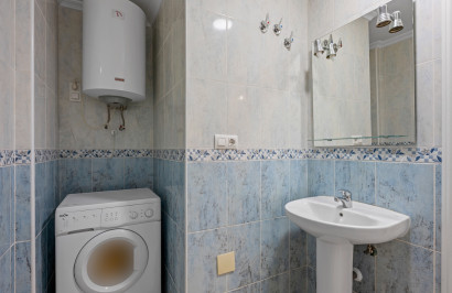 Resale - Apartment / Flat - Daya Nueva - Costa Blanca South