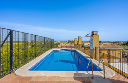 Resale - Apartment / Flat - Daya Nueva - Costa Blanca South