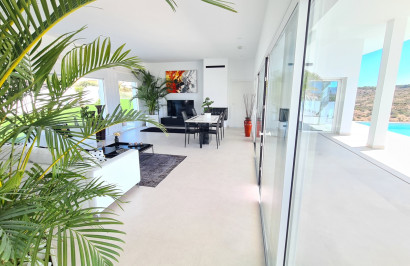 Herverkoop - Vrijstaande villa - La Marina