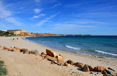 Obra nueva - Villa independiente - Orihuela Costa - Campoamor