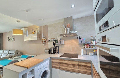 Resale - Apartment / Flat - Orihuela Costa - Punta Prima *