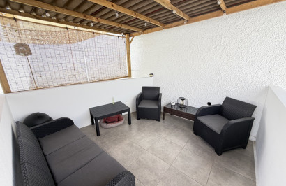 Resale - Apartment / Flat - Villamartín