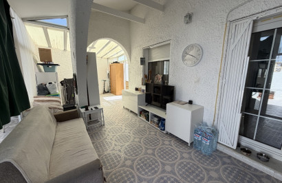 Resale - Apartment / Flat - Villamartín