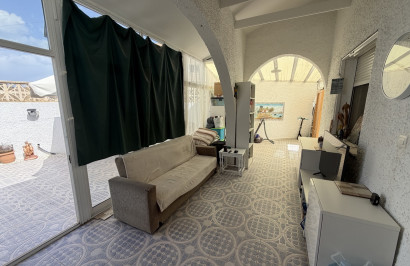 Resale - Apartment / Flat - Villamartín