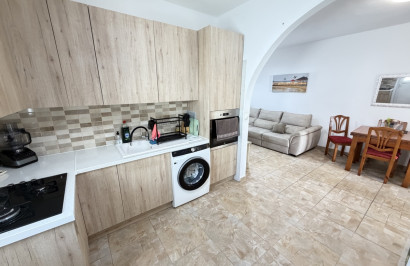 Resale - Apartment / Flat - Villamartín