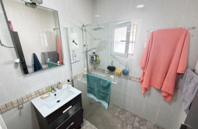 Resale - Apartment / Flat - Villamartín