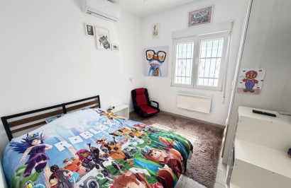 Resale - Apartment / Flat - Villamartín