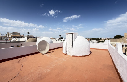 Resale - Apartment / Flat - Villamartín