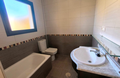 Resale - Semi - Detached Villa - Ciudad Quesada