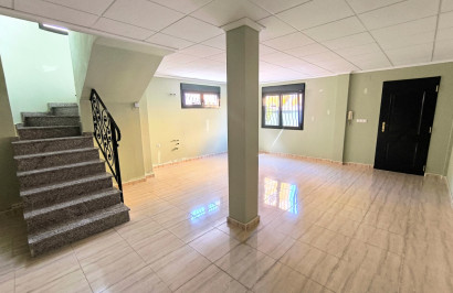 Resale - Semi - Detached Villa - Ciudad Quesada