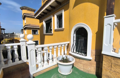 Resale - Semi - Detached Villa - Ciudad Quesada