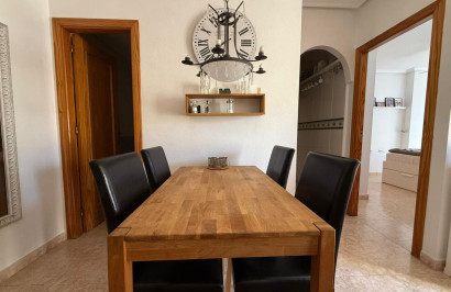 Resale - Apartment / Flat - Torrevieja