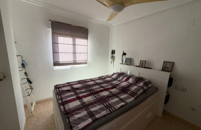 Resale - Apartment / Flat - Torrevieja