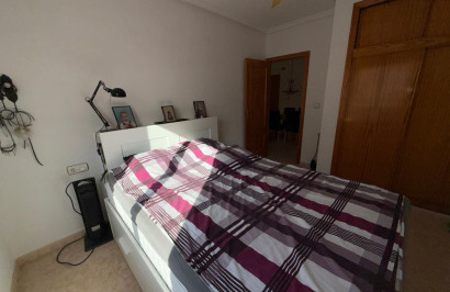 Resale - Apartment / Flat - Torrevieja