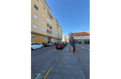 Resale - Apartment / Flat - Torrevieja