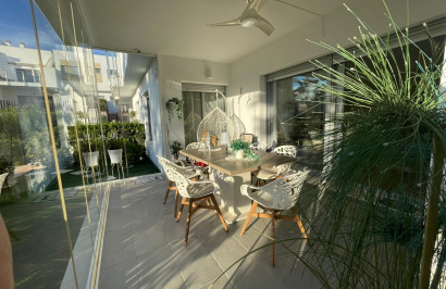 Resale - Apartment / Flat - Orihuela - Vistabella