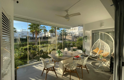 Resale - Apartment / Flat - Orihuela - Vistabella