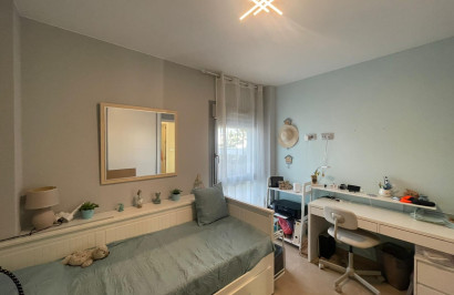 Resale - Apartment / Flat - Orihuela - Vistabella