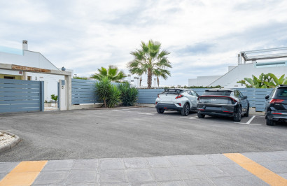 Resale - Town House - Orihuela - Vistabella