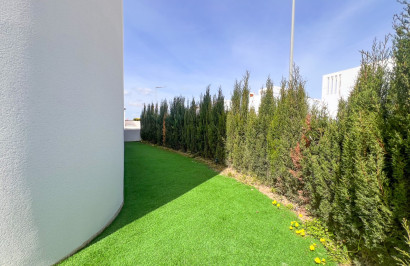 Resale - Apartment / Flat - Torrevieja - Los Balcones