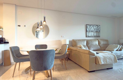 Resale - Apartment / Flat - Orihuela Costa - Los Dolses