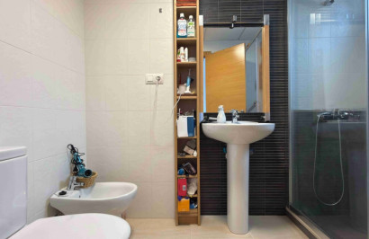 Resale - Apartment / Flat - San Miguel de Salinas