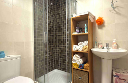 Resale - Apartment / Flat - San Miguel de Salinas