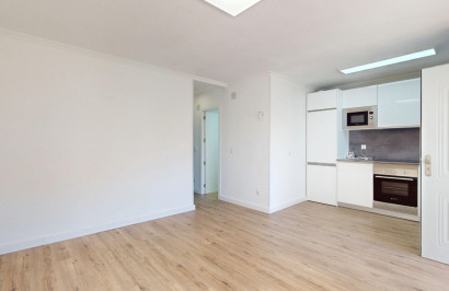 Resale - Apartment / Flat - Orihuela Costa - Villamartín