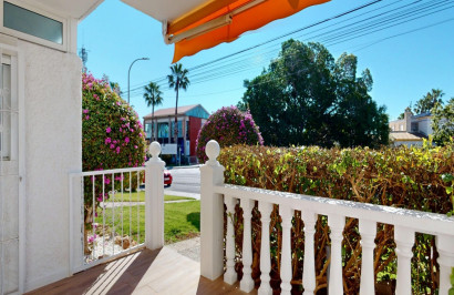 Resale - Apartment / Flat - Orihuela Costa - Villamartín