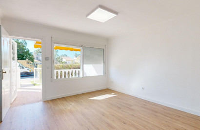 Resale - Apartment / Flat - Orihuela Costa - Villamartín