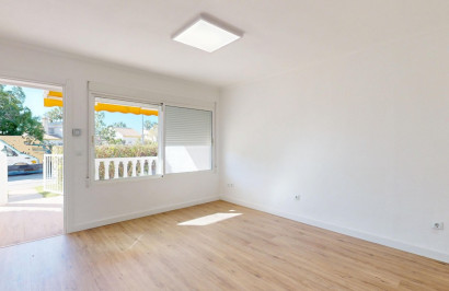 Resale - Apartment / Flat - Orihuela Costa - Villamartín