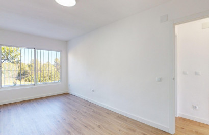 Resale - Apartment / Flat - Orihuela Costa - Villamartín