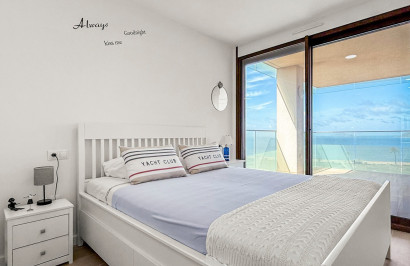 Resale - Apartment / Flat - Cartagena - Playa Honda-Playa Paraíso