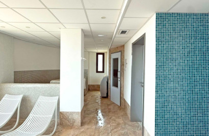 Resale - Apartment / Flat - Cartagena - Playa Honda-Playa Paraíso