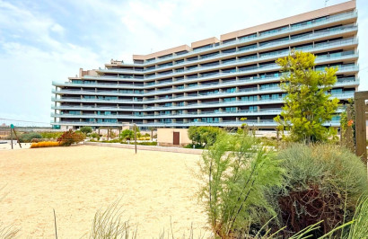 Resale - Apartment / Flat - Cartagena - Playa Honda-Playa Paraíso